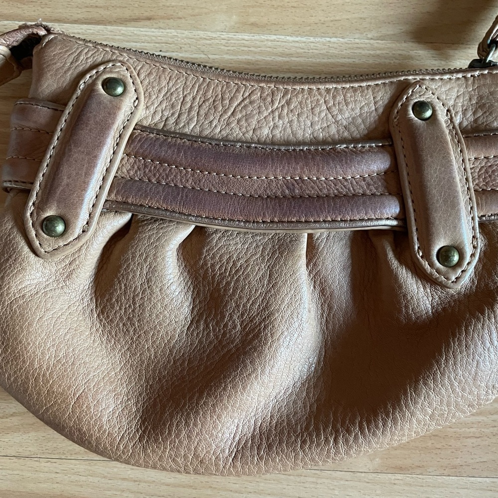 Cute Cole Haan Soft Leather Large Wristlet/Bag - Picture 2 of 16
